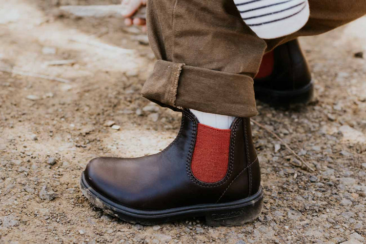 Blundstone #2590 Brown/Crimson