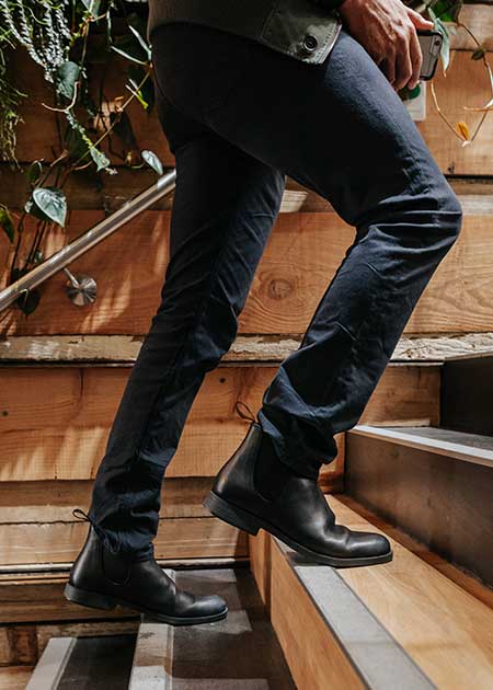 Buy #1901 Black Leather Chelsea Boots Blundstone Official